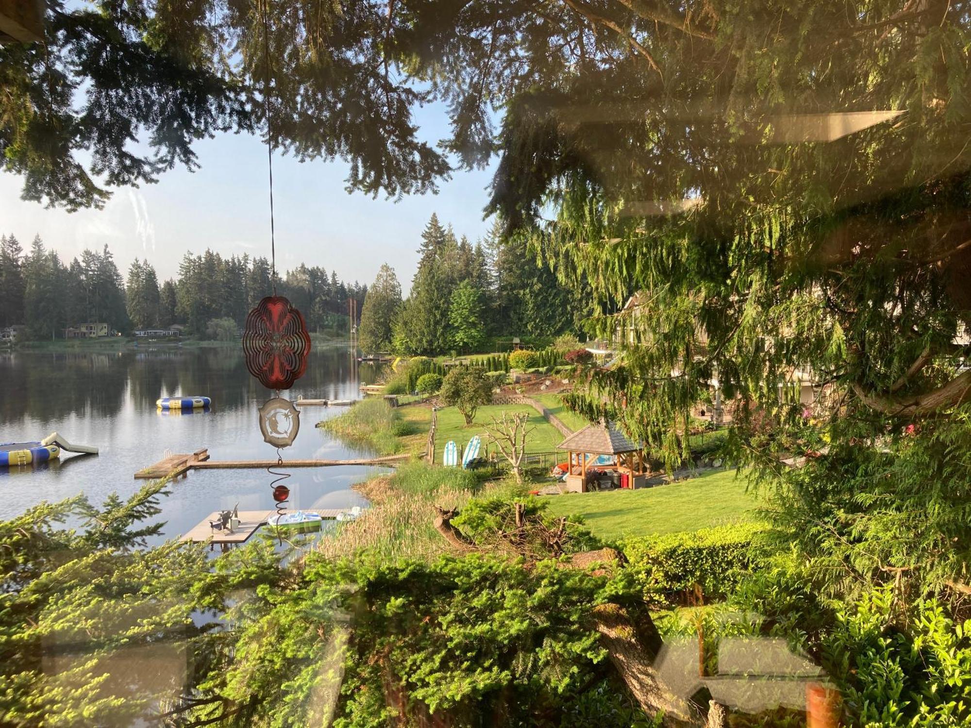 Cottage Lake Bed And Breakfast Woodinville Exterior photo