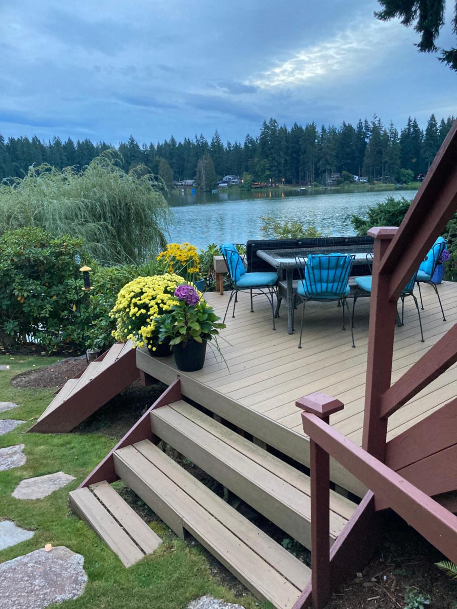 Cottage Lake Bed And Breakfast Woodinville Exterior photo